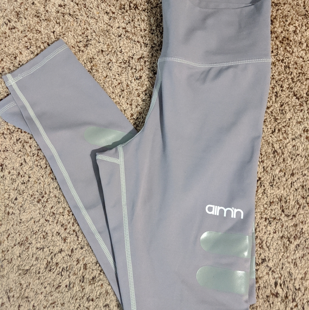 Aim'n Gray Tribe Leggings
